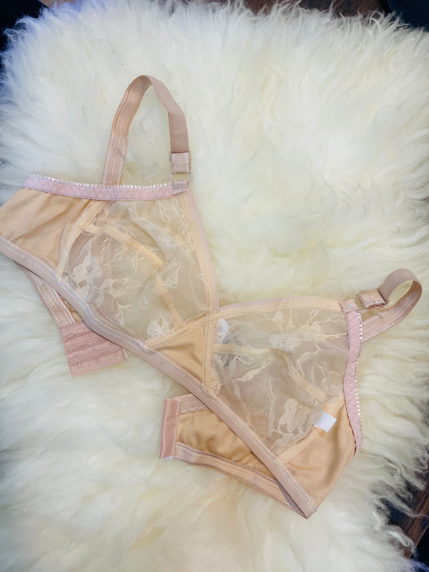 Embroided Non-Wired Full Net Transparent Cotton Non-Padded Bras [Pack of 2] 🎁