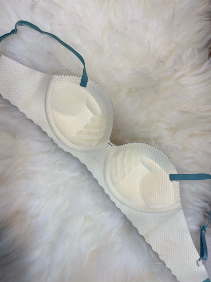 Imported Seamless Floral Pattern Padded Bra – Teal Green Edition 🎁